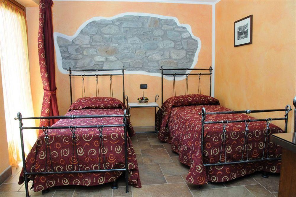 폴레인 Lo Teisson B&B 외부 사진