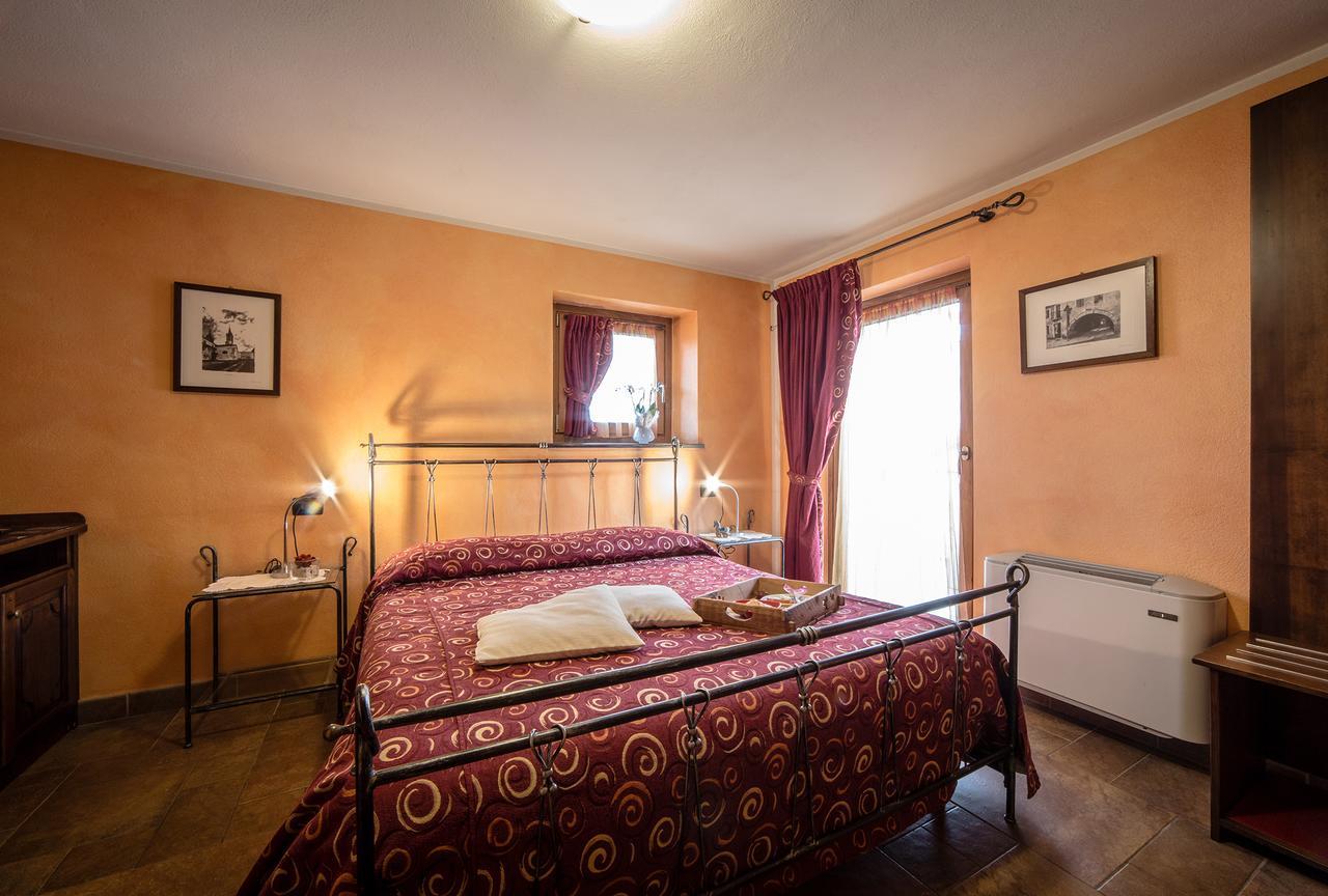 폴레인 Lo Teisson B&B 외부 사진